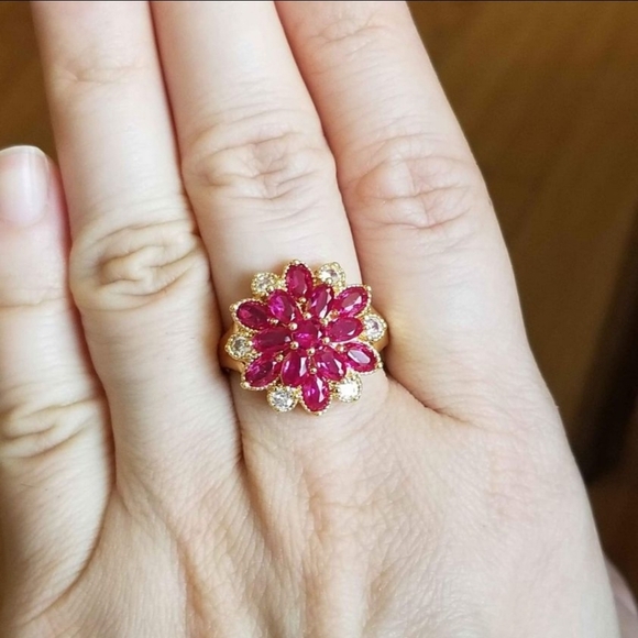 New 18K Gold Plated Ruby Diamond Flower Ring for Women - Picture 4 of 9